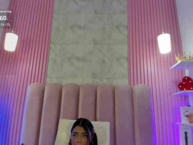 ArianaRougee webcam