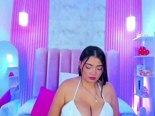ArianaRougee webcam