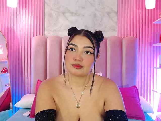 ArianaRougee ArianaRougee