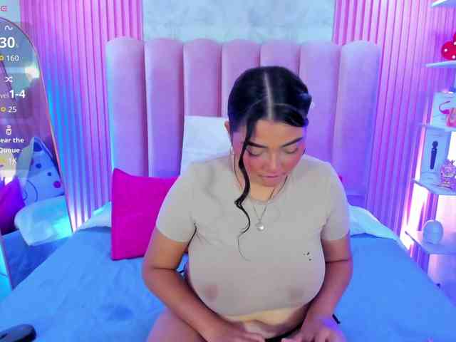 ArianaRougee webcam
