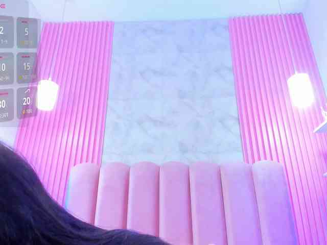 ArianaRougee webcam