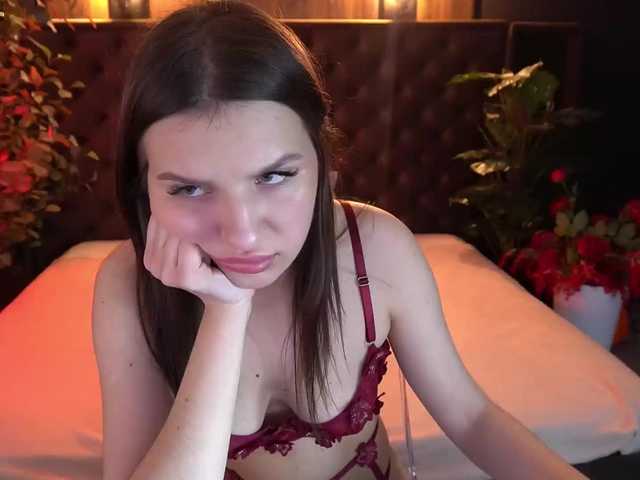 MilaniaCartie's BongaCams show and profile