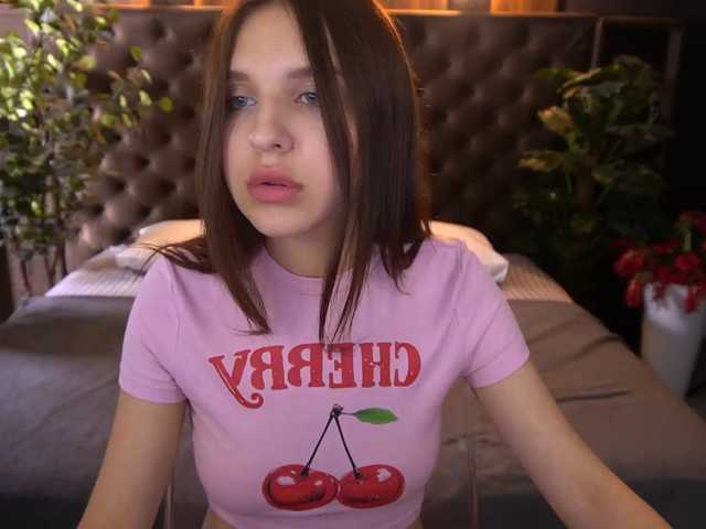 MilaniaCartie live cam on BongaCams