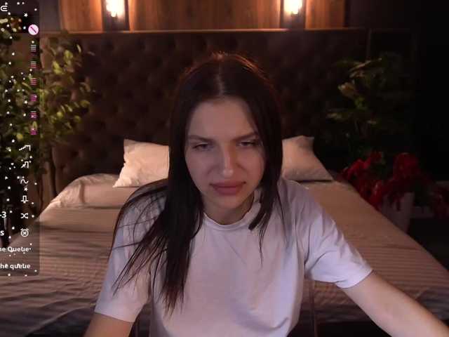 MilaniaCartie live cam on BongaCams