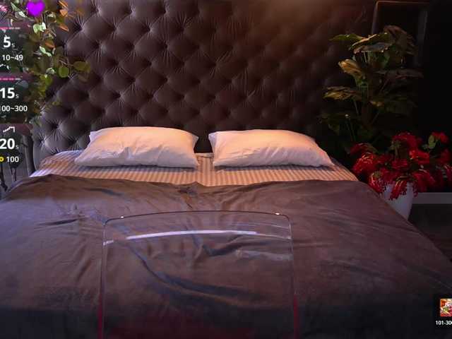 MilaniaCartie live cam preview