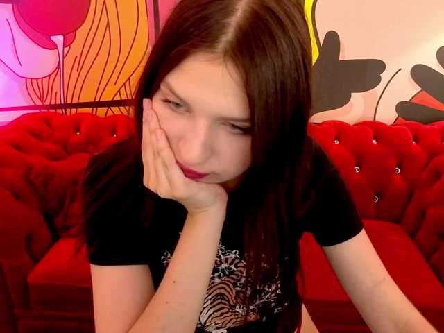 MilaniaCartie live cam on BongaCams