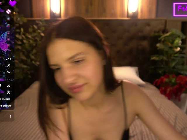MilaniaCartie live cam on BongaCams