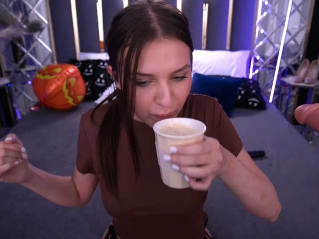 MilaniaCartie live cam on BongaCams