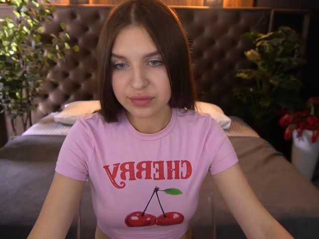 MilaniaCartie live cam on BongaCams