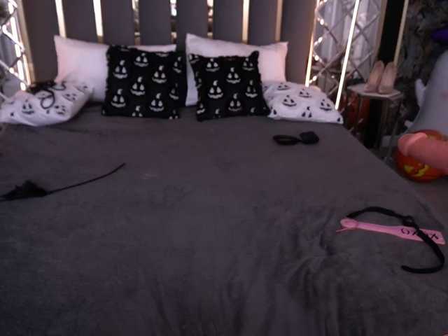 MilaniaCartie live cam on BongaCams