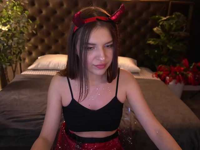 MilaniaCartie live cam on BongaCams