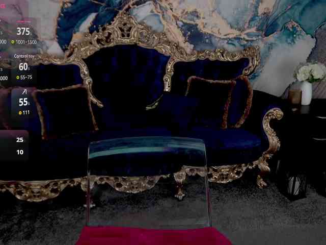 MilaniaCartie webcam