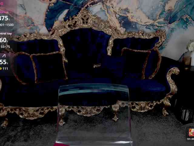 MilaniaCartie webcam