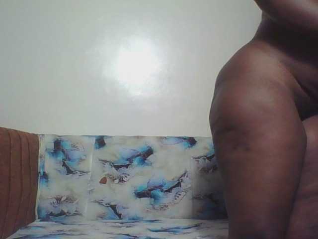 Thickbirdie05 live cam on BongaCams