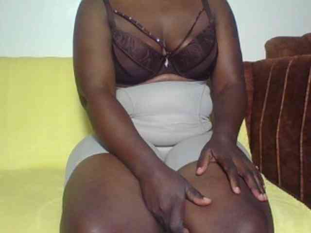 Thickbirdie05 webcam