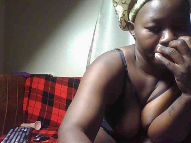 Thickbirdie05 webcam
