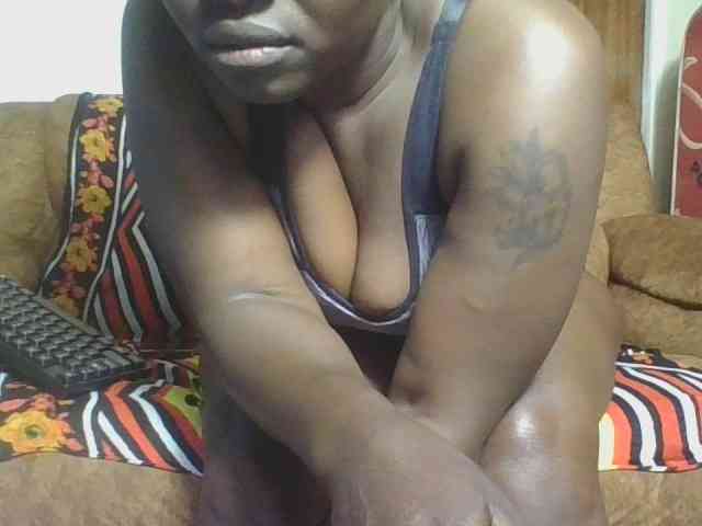 Thickbirdie05 webcam