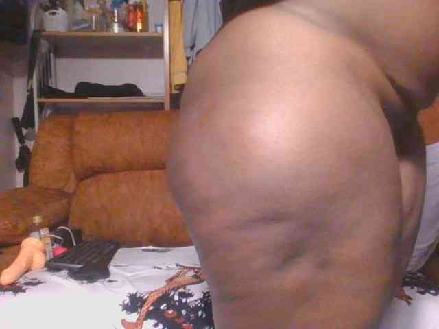 Thickbirdie05 webcam