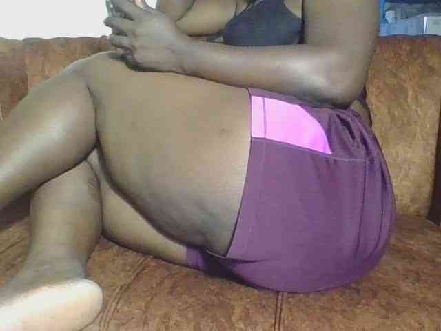 Thickbirdie05 webcam