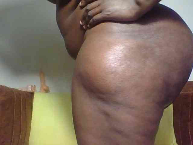 Thickbirdie05 webcam