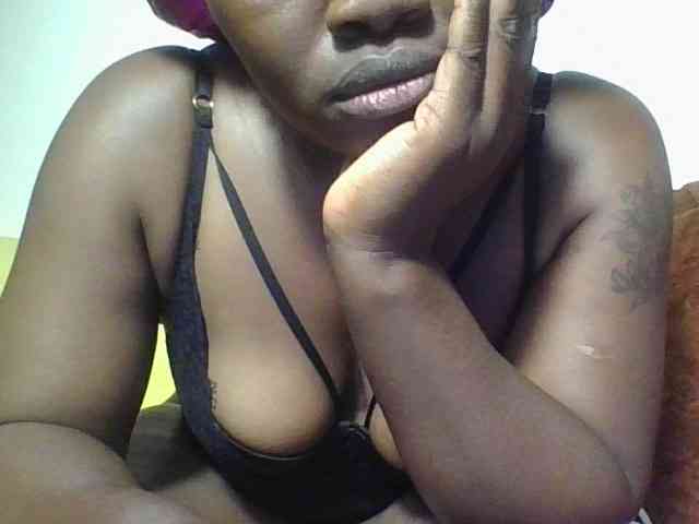 Thickbirdie05 webcam