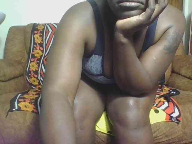Thickbirdie05 webcam