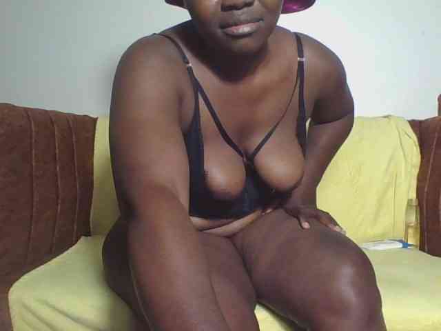 Thickbirdie05 webcam