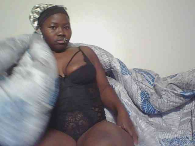 Thickbirdie05 webcam