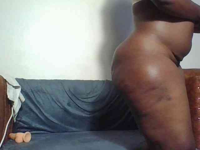 Thickbirdie05 webcam