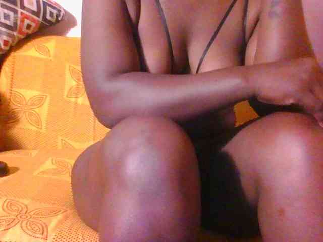Thickbirdie05 webcam