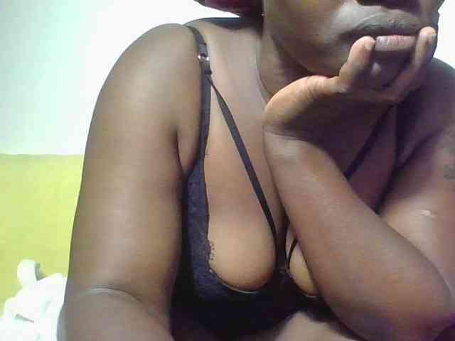 Thickbirdie05 webcam