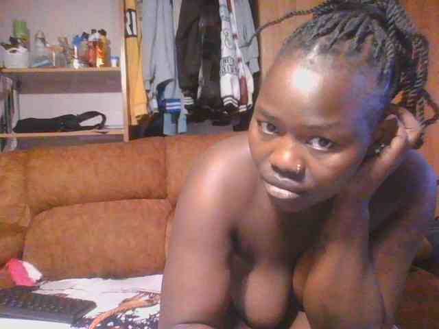 Thickbirdie05 webcam