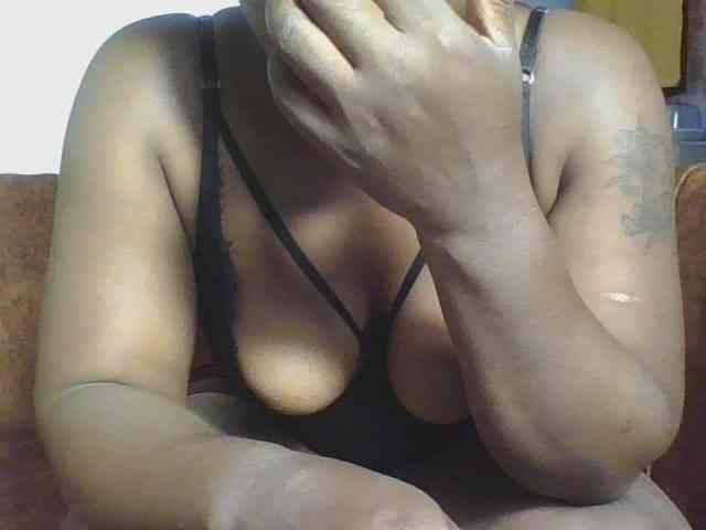Thickbirdie05 webcam
