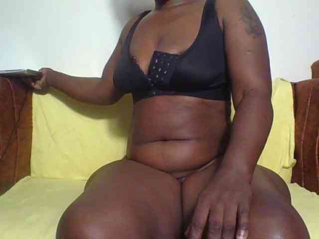 Thickbirdie05 webcam
