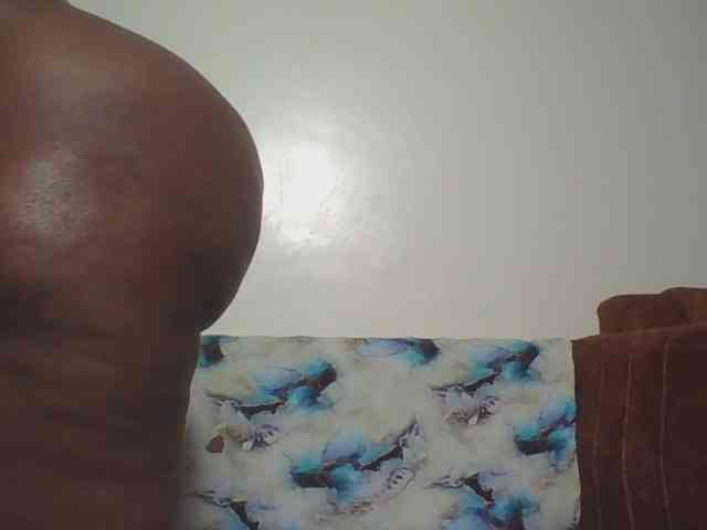 Thickbirdie05 webcam