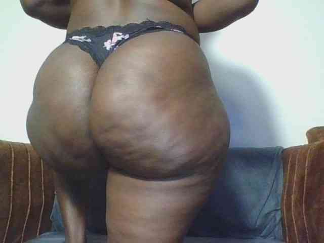 Thickbirdie05 Live Webcam on BongaCams