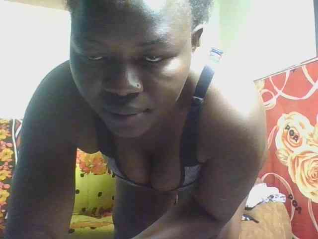 Thickbirdie05 webcam