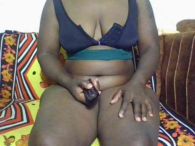 Thickbirdie05 webcam