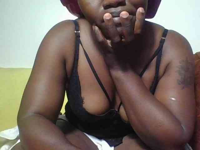 Thickbirdie05 webcam