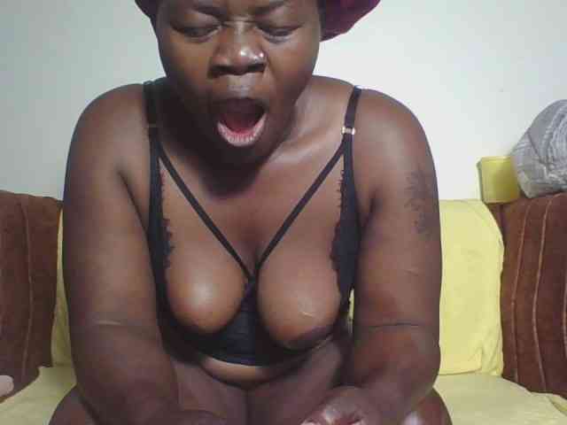 Thickbirdie05 webcam