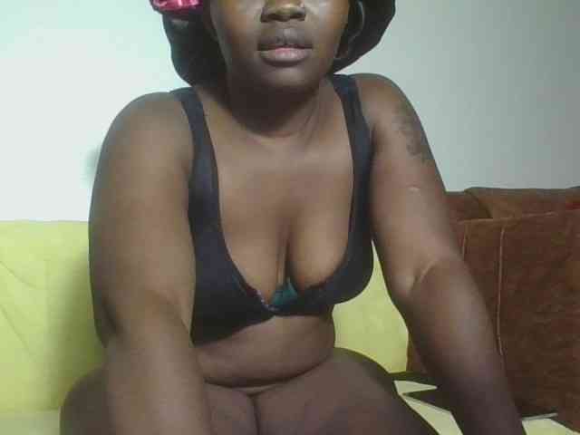 Thickbirdie05 webcam