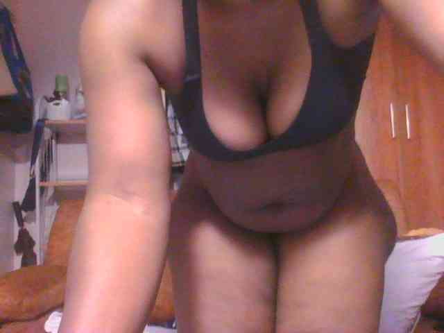 Thickbirdie05 webcam