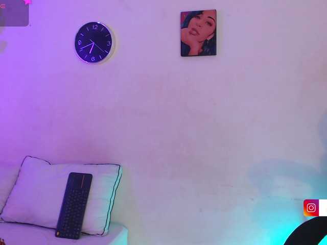 alaiasweet live cam on BongaCams