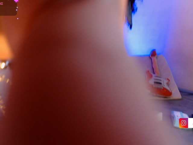 alaiasweet live cam on BongaCams