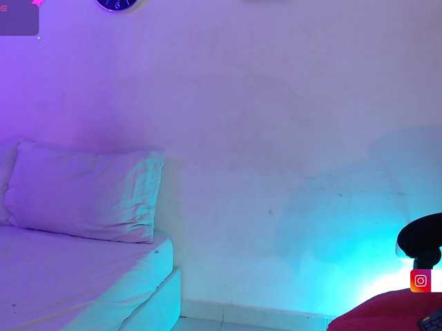 alaiasweet live cam on BongaCams