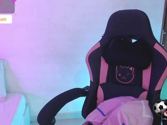 alaiasweet live cam on BongaCams