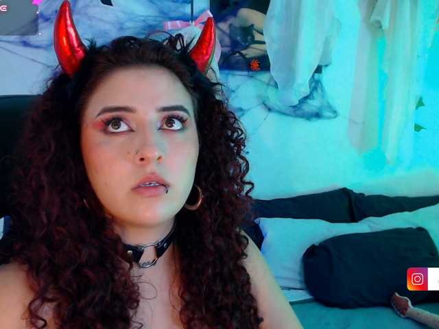 alaiasweet live cam on BongaCams