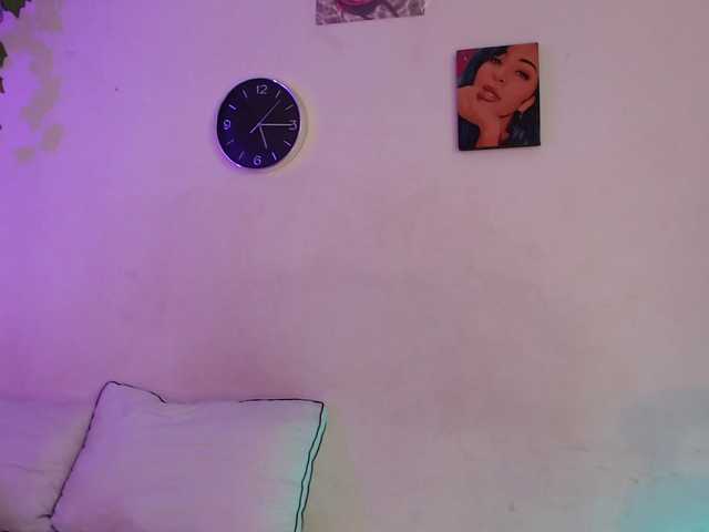 alaiasweet live cam on BongaCams