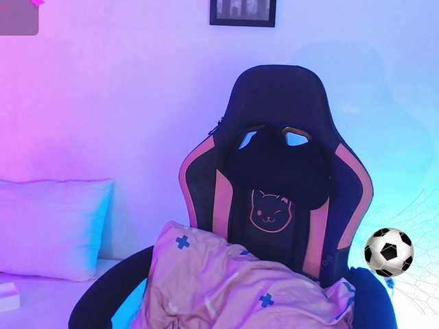 alaiasweet live cam on BongaCams