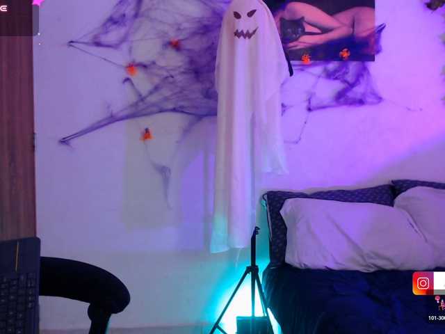 alaiasweet live cam on BongaCams